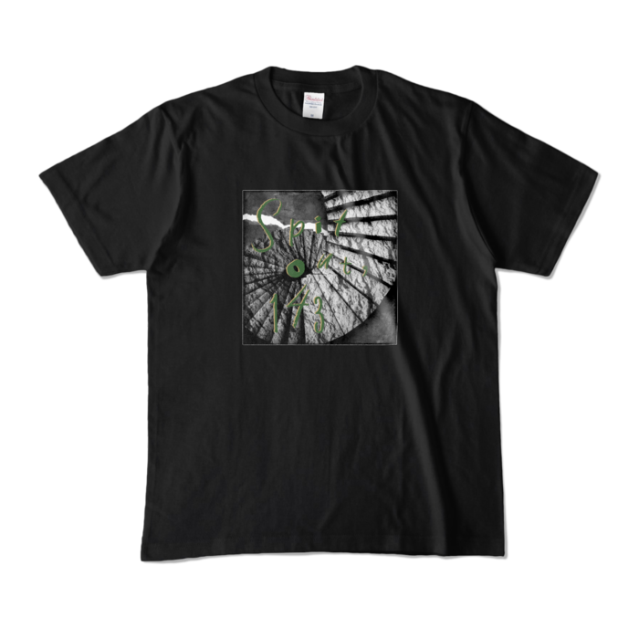 BLACK / M