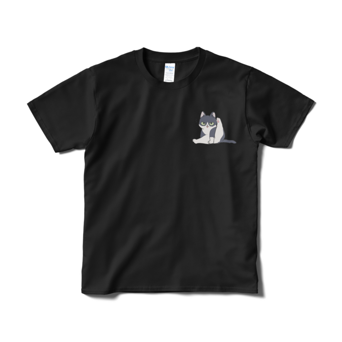 はちわれねこ(毛づくろい)／黒Tシャツ（短納期） - S - 