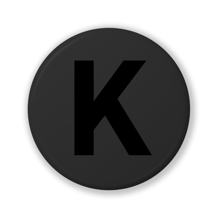 【K(ケイ)】〈ブラック〉缶バッジ- 32mm