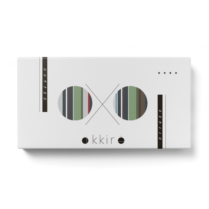 モバイルバッテリー - 123 x 65 (mm)