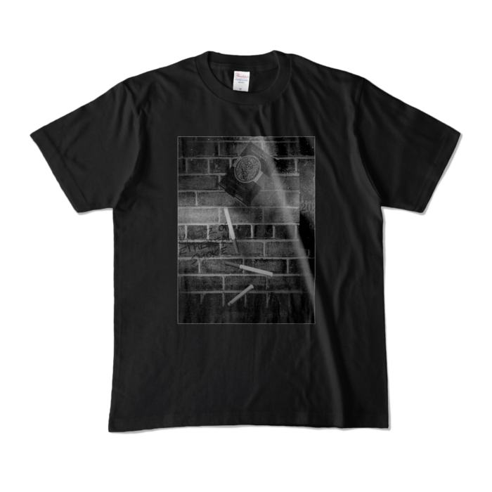 BLACK / M