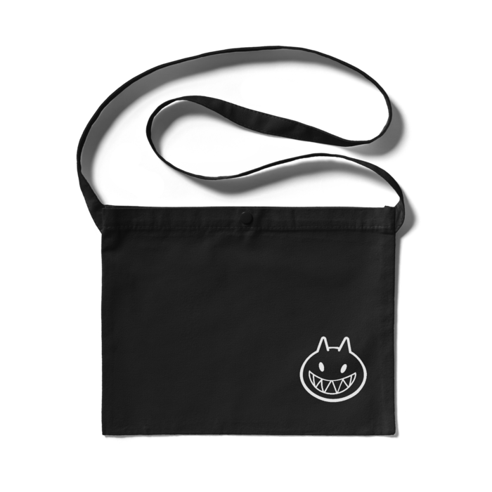 アクマイルのワンポイントサコッシュ（黒）