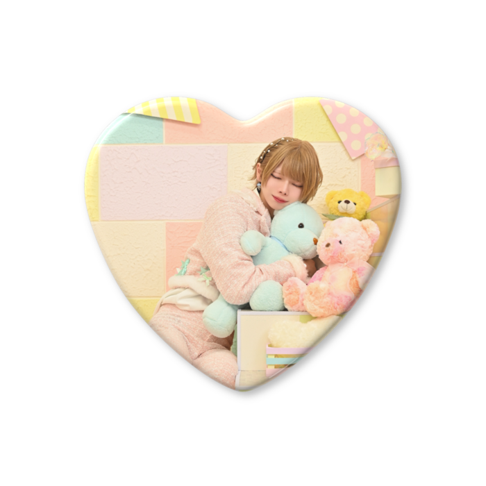 ハート缶バッジ - 57 × 52.5mm