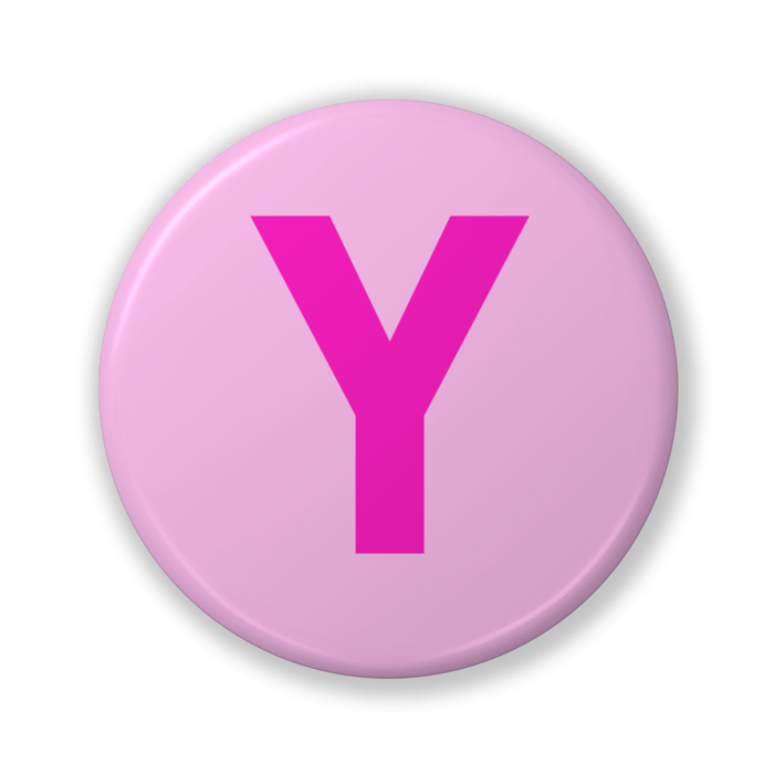 【Y（ワイ）】〈ピンク〉缶バッジ- 32mm